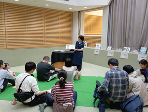 R8読み聞かせ_2.jpg