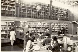 岐阜県立図書館写真